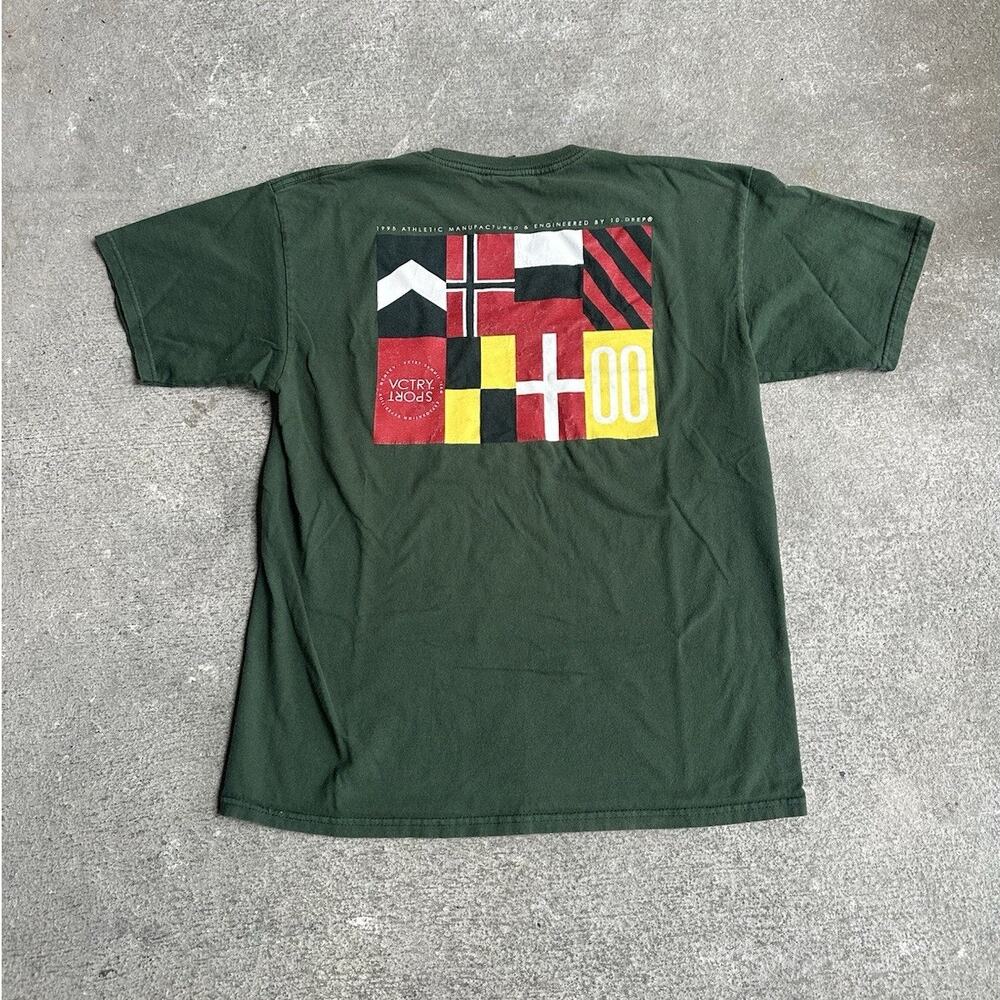 10 Deep Victory Sport Flag Shirt Men’s Large